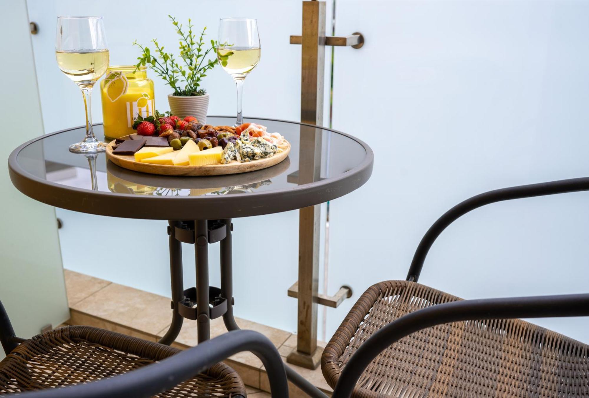 Apartment Urban Chic Near Iulius Mall Iasi